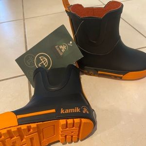 Kamik Toddler Rain Boots, new with tags- size 5